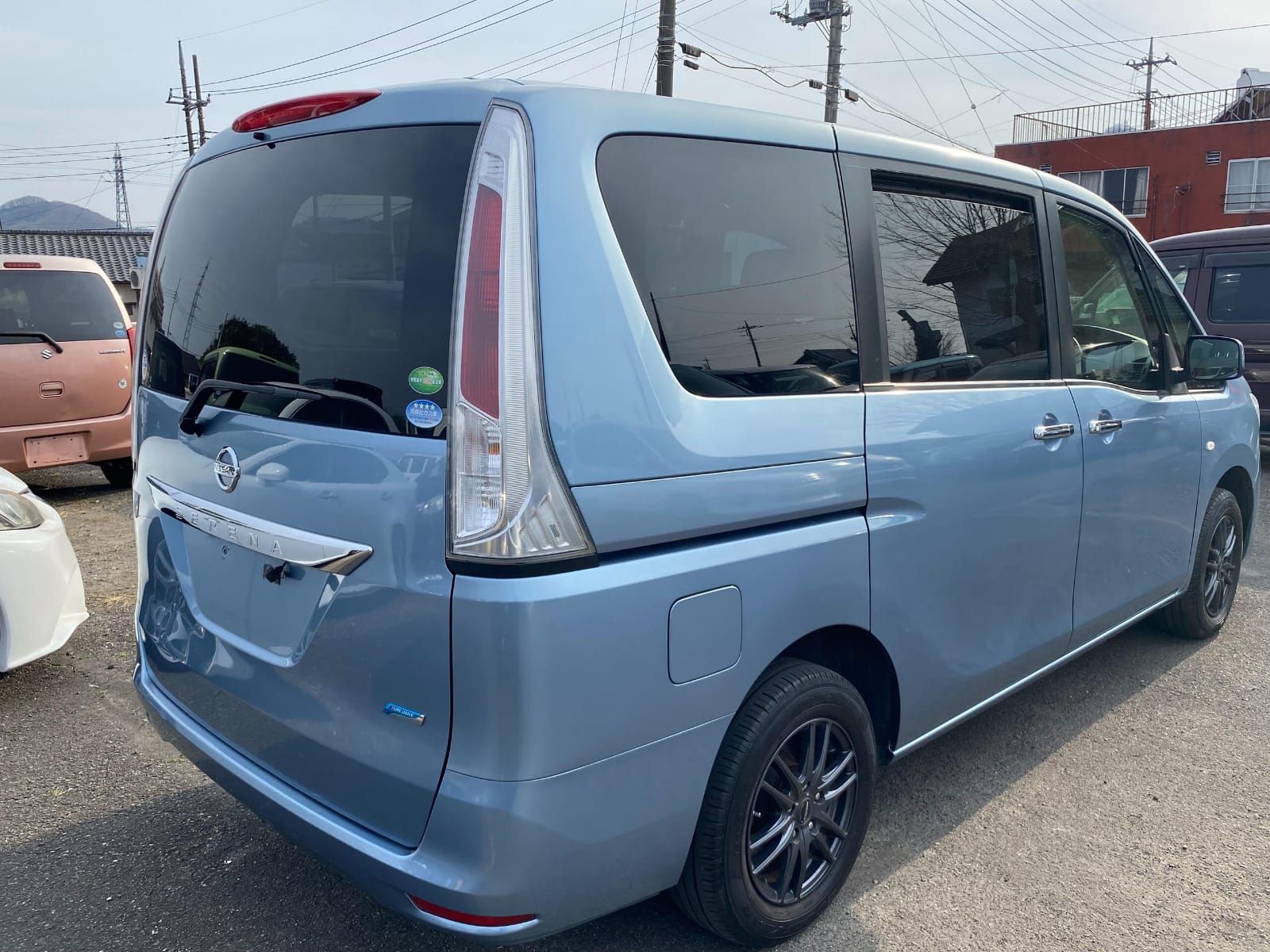 2013 NISSAN SERENA